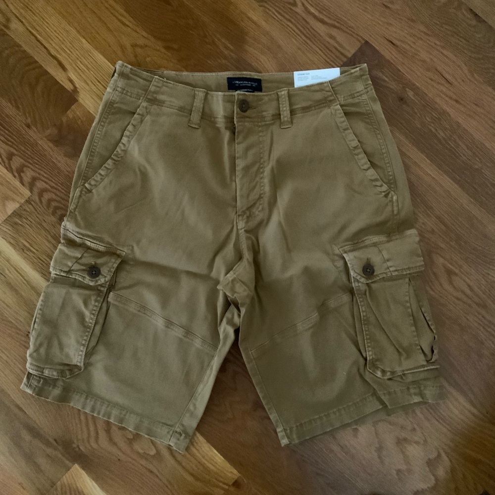 American Eagle Cargo Shorts